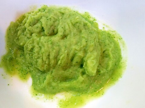 離乳食初期 さつまいもとほうれん草のミルクペースト